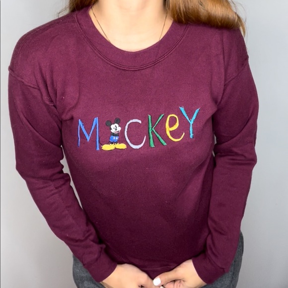 Vintage Mickey & co embroidered mickey mouse sweatshirt crewneck sweater - Picture 1 of 8